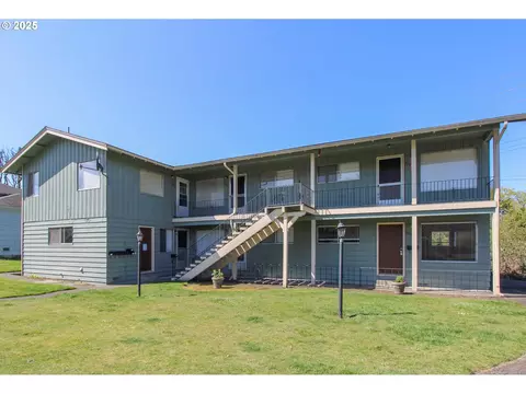 923 S Fir St, Salem, OR 97302