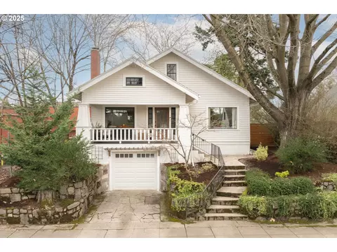 3634 SE 38th Ave, Portland, OR 97202