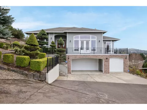 14030 SE Raymond St, Portland, OR 97236