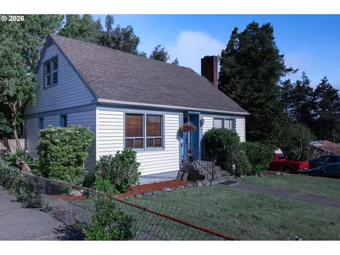 3614 Sherman Ave, North Bend, OR 97459
