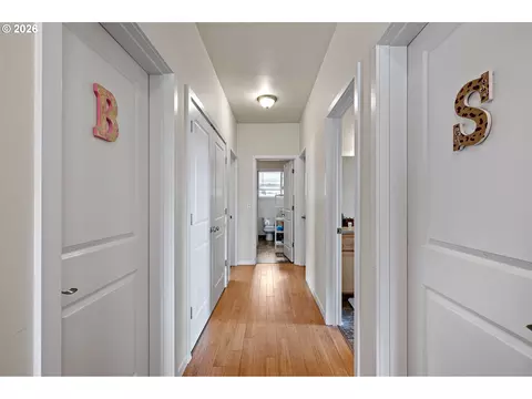 Entry Way - 443 E 16th Ave, Eugene, OR 97401 photo 3 of 3