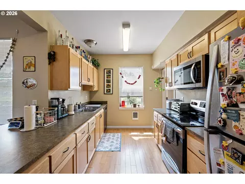 Kitchen - 443 E 16th Ave, Eugene, OR 97401 photo 2 of 7