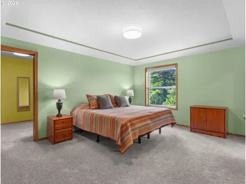 Bedroom - 366 SW 37th Cir, Gresham, OR 97080 photo 1 of 9
