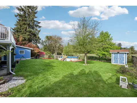 Exterior - 128 N 31st Ave, Cornelius, OR 97113 photo 6 of 10