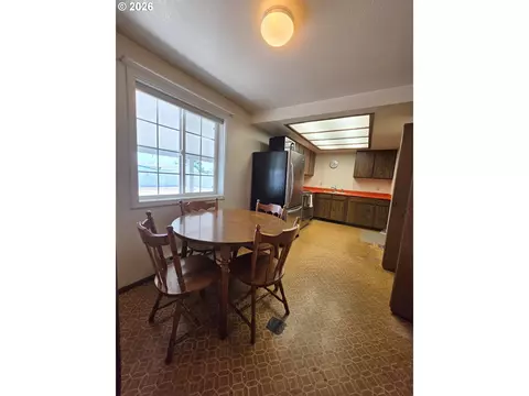 Dining - 3125 E St, Baker City, OR 97814 photo 1 of 1