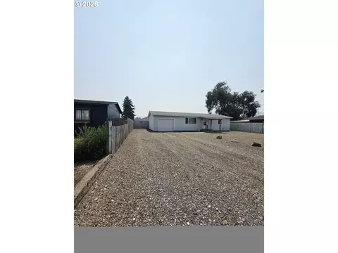 Exterior - 3125 E St, Baker City, OR 97814 photo 2 of 5