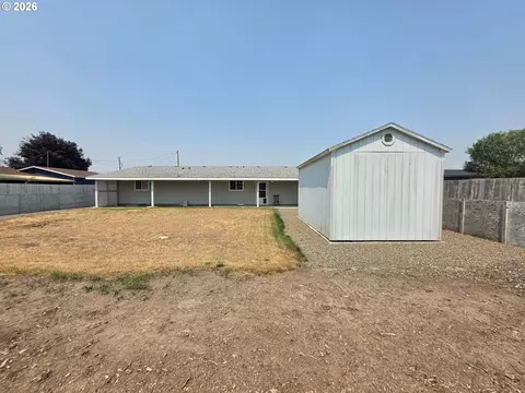 Exterior - 3125 E St, Baker City, OR 97814 photo 5 of 5
