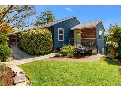 1532 SW Westwood Ct, Portland, OR 97239