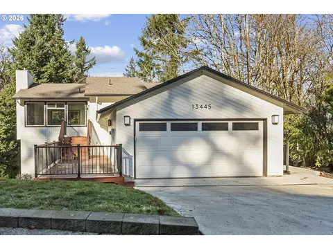 13445 Applegate Ter, Oregon City, OR 97045