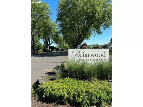 View/Area - 4800 Barger Dr #10, Eugene, OR 97402 photo 2 of 2