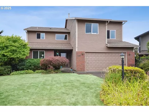 14230 SE Crystal Ct, Portland, OR 97236
