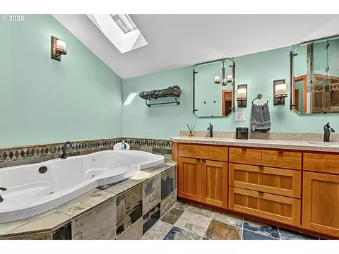 Bath - 2294 Mclean Blvd, Eugene, OR 97405 photo 1 of 7