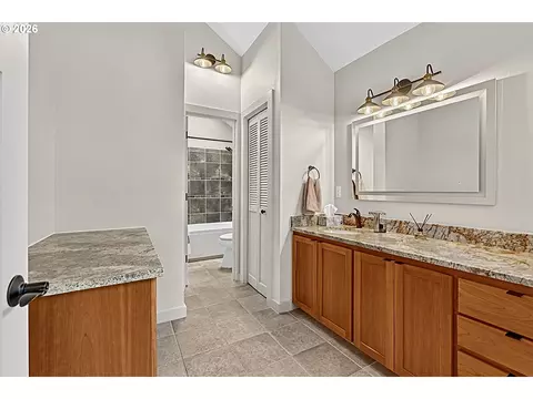 Bath - 2294 Mclean Blvd, Eugene, OR 97405 photo 6 of 7