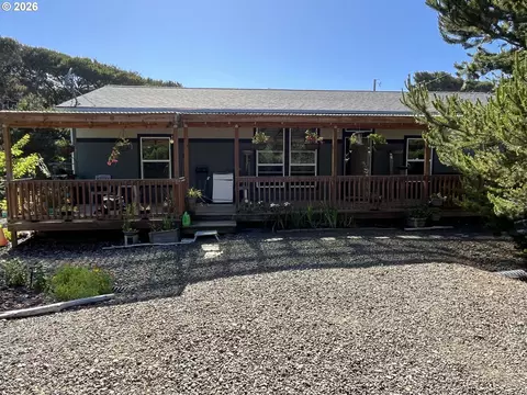 88380 2nd Ave, Florence, OR 97439