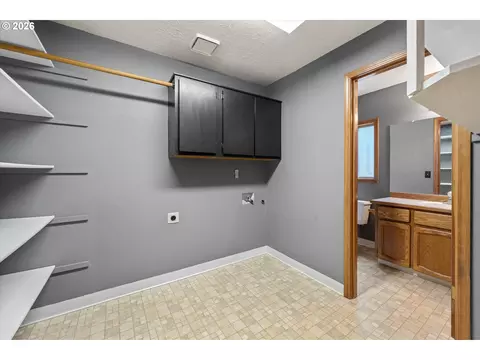 1722 SW Hartley Ave, Gresham, OR 97080 photo 25