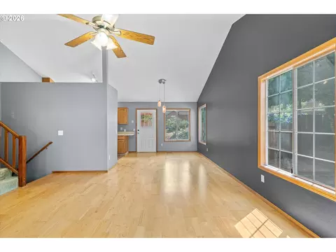 1722 SW Hartley Ave, Gresham, OR 97080 photo 6