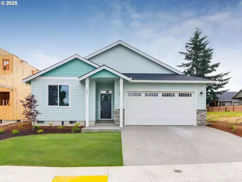 2833 NE Samson Ave #33, Estacada, OR 97023