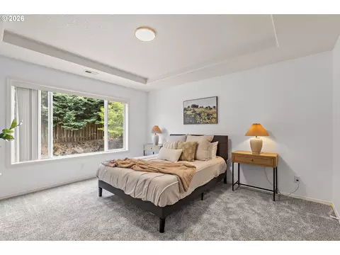 Bedroom - 14955 SE Stanhope Rd, Clackamas, OR 97015 photo 1 of 10