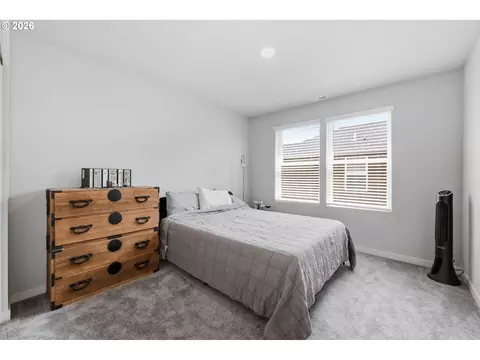 Bedroom - 875 Legacy, Eugene, OR 97402 photo 6 of 7