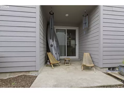 Exterior - 875 Legacy, Eugene, OR 97402 photo 5 of 13
