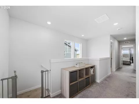 Entry Way - 875 Legacy, Eugene, OR 97402 photo 2 of 2