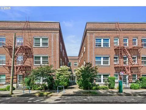 1509 NE 10th Ave #105, Portland, OR 97232