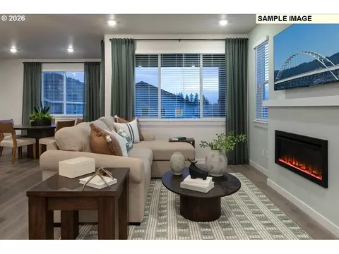 Living - 3654 SW 38th St, Gresham, OR 97080 photo 1 of 1