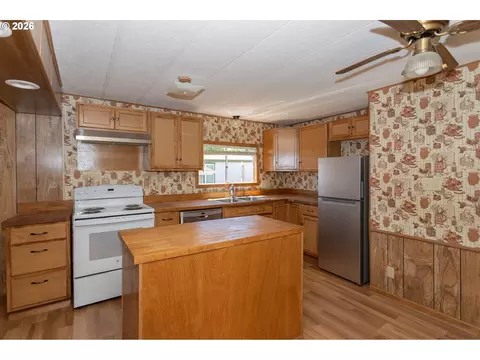1199 N Terry St #165, Eugene, OR 97402 photo 9