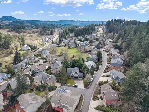 View/Area - 3368 Bentley Ave, Eugene, OR 97405 photo 2 of 3