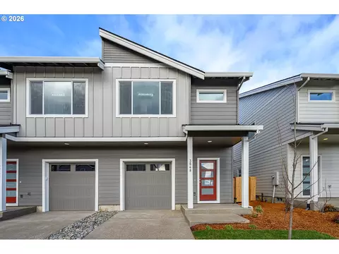 13505 NE 86th St #124, Vancouver, WA 98682