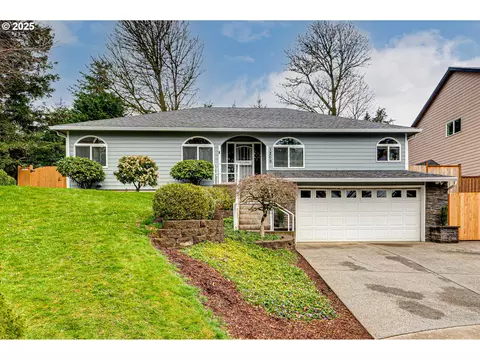 1209 NW 22nd Ave, Camas, WA 98607