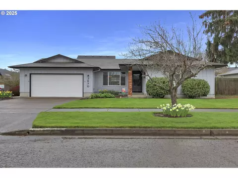 3670 Plumtree Dr, Eugene, OR 97402