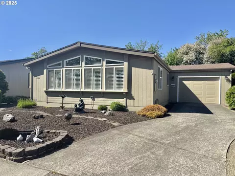 17712 NW Shady Fir Loop #40, Beaverton, OR 97006