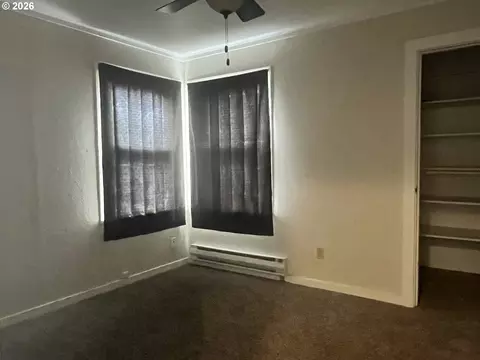 Bedroom - 1453 C St, Springfield, OR 97477 photo 2 of 8