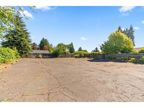 2111 Minnesota St, Eugene, OR 97402 photo 8