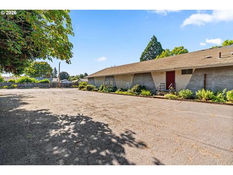 2111 Minnesota St, Eugene, OR 97402 photo 9