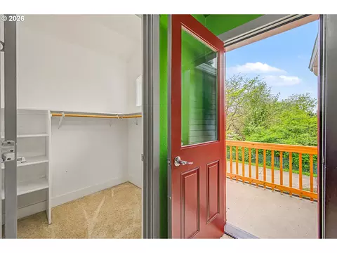159 Crocker Ln, Eugene, OR 97404 photo 17