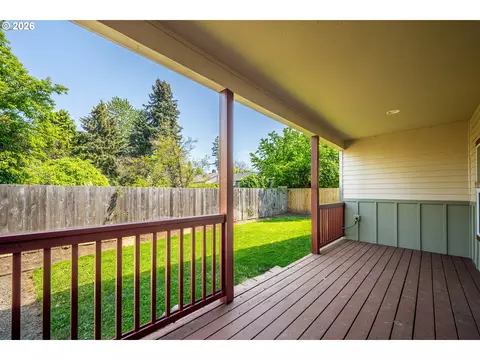 159 Crocker Ln, Eugene, OR 97404 photo 28