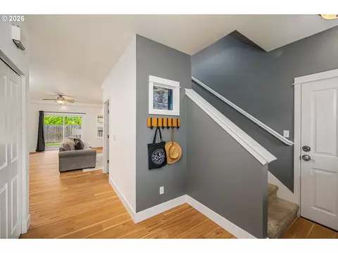 159 Crocker Ln, Eugene, OR 97404 photo 13