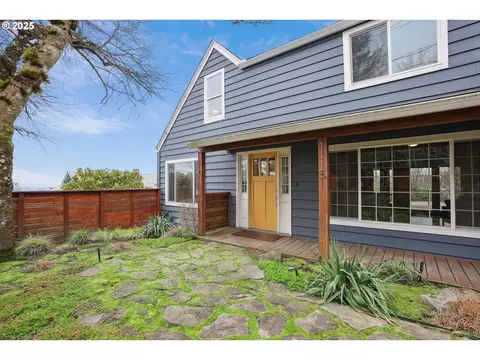 1115 SW 57th Ave, Portland, OR 97221