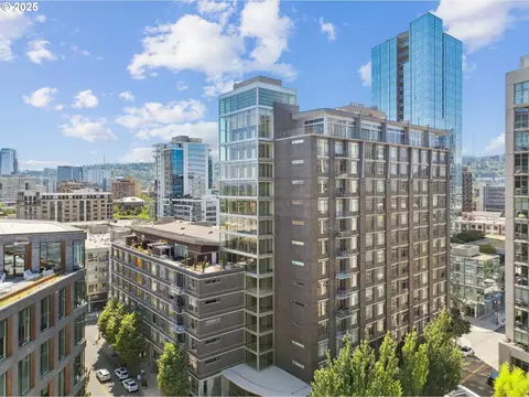 1255 NW 9th Ave #1205, Portland, OR 97209