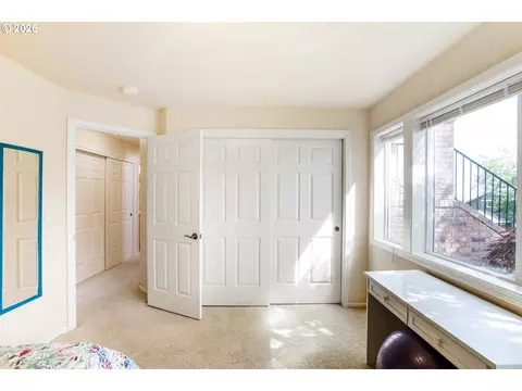 Bedroom - 3363 Bentley Ave, Eugene, OR 97405 photo 3 of 6