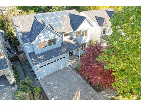 5728 NW Skycrest Pkwy, Portland, OR 97229