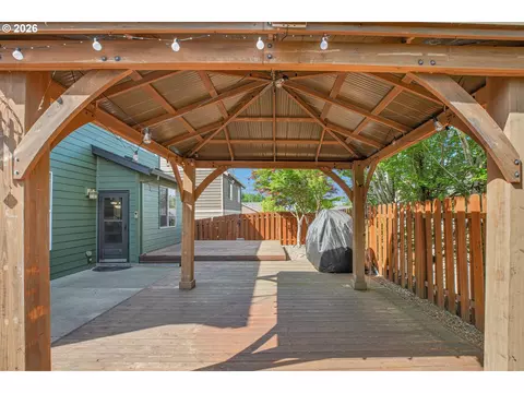 Exterior - 344 SE Condor Dr, Gresham, OR 97080 photo 5 of 7