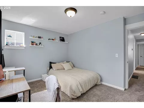 Bedroom - 344 SE Condor Dr, Gresham, OR 97080 photo 5 of 7