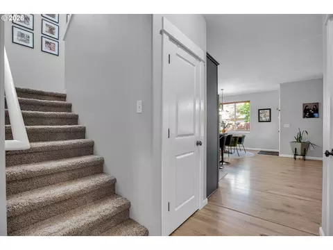 Entry Way - 344 SE Condor Dr, Gresham, OR 97080 photo 3 of 6