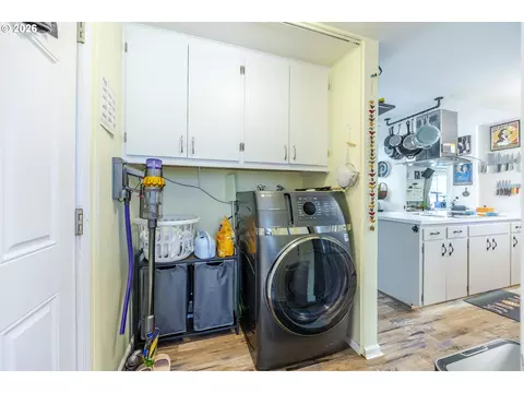 Other - 560 Blackfoot Ave, Eugene, OR 97404 photo 5 of 6