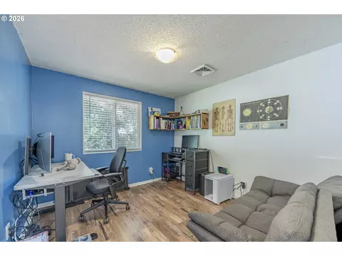 Other - 560 Blackfoot Ave, Eugene, OR 97404 photo 3 of 6