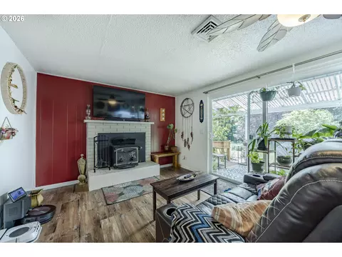Other - 560 Blackfoot Ave, Eugene, OR 97404 photo 1 of 6