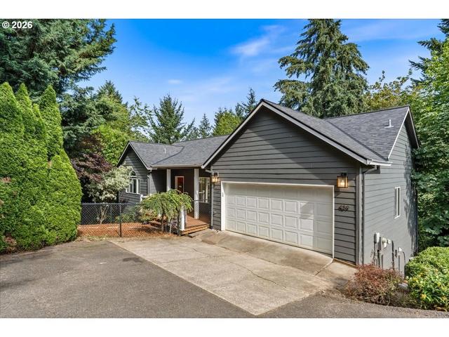 439 SE Cedar Creek Ln, Estacada, OR 97023